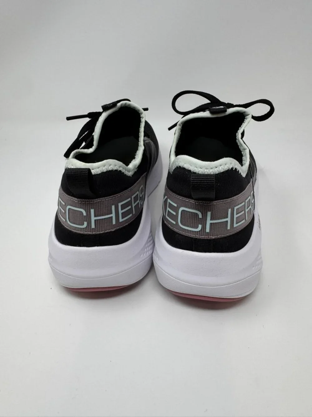 SKECHERS GO RUN ELEVATE WOMENS TENNIS SHOES SIZE 8.5